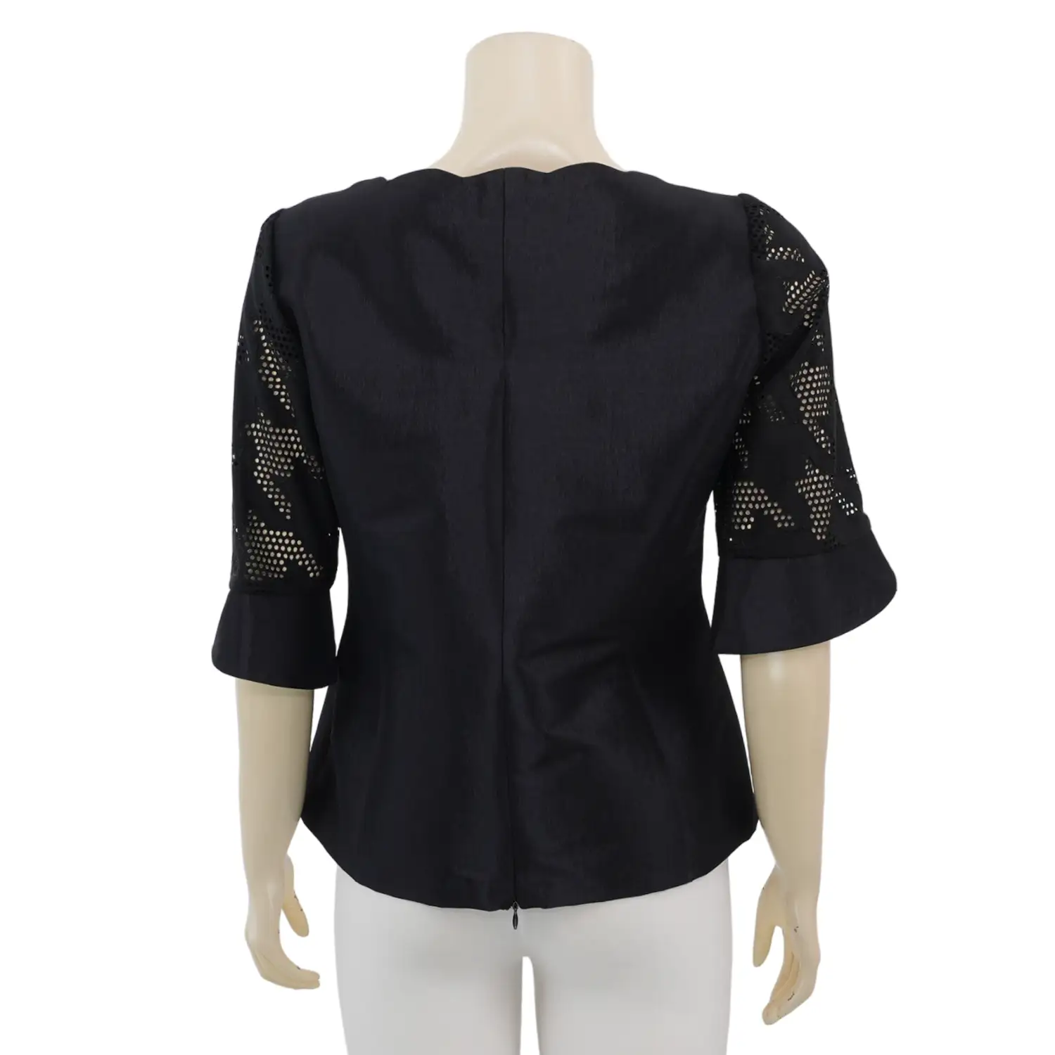 มิกิโกะ เสื้อเบลาส์คอกลม แขนสั้น ผ้าโคโม่ซิลค์ - Image 3