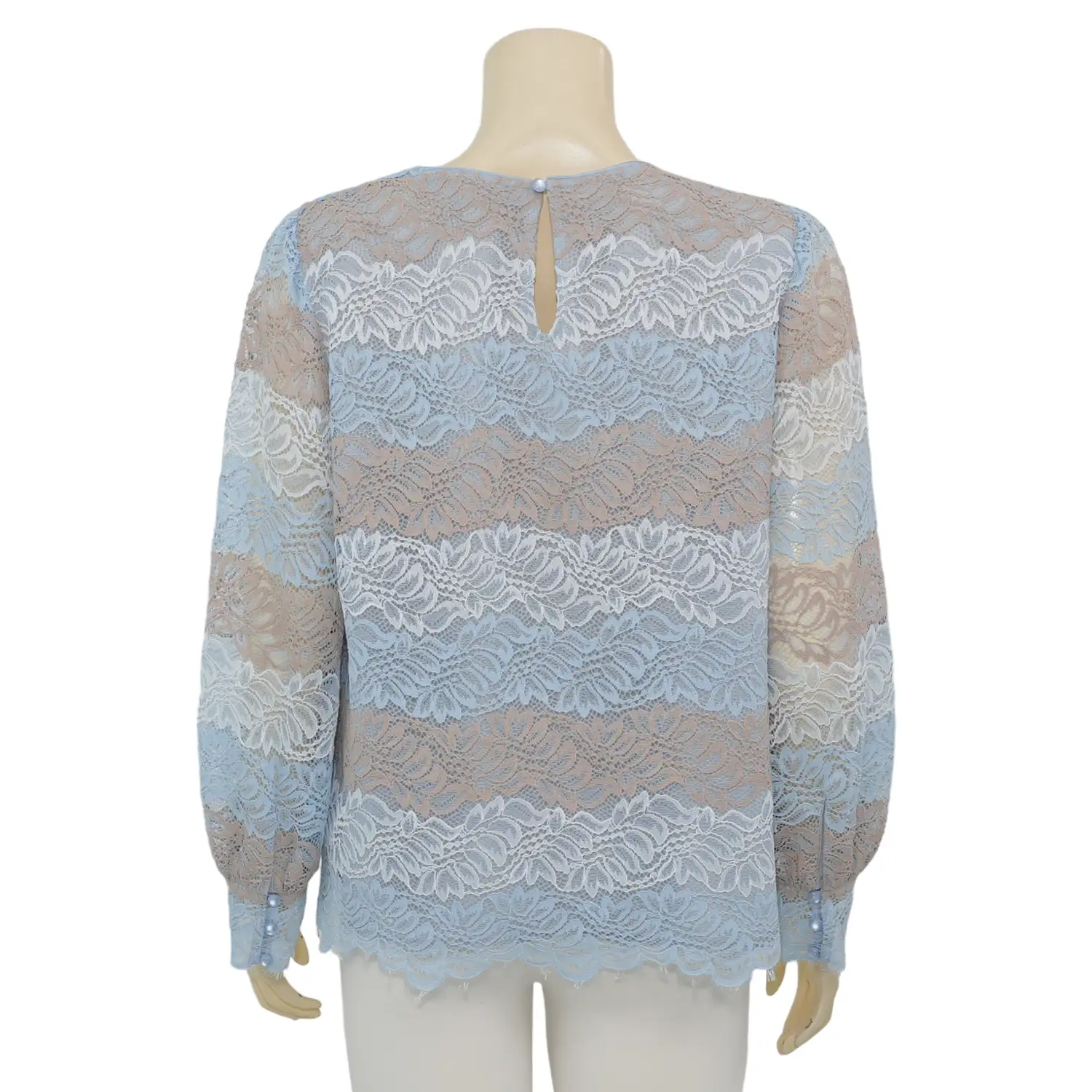 เบคกี้ รัสเซล เสื้อเบลาส์คอกลม แขนพองยาว 5 ส่วน ผ้าลูกไม้ทอลาย - Image 4