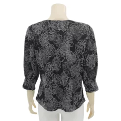ชมพู เสื้อเบลาส์คอปาด แขน 3 ส่วน ผ้ายืดแฟนซี ลายดอกไม้ - Image 3