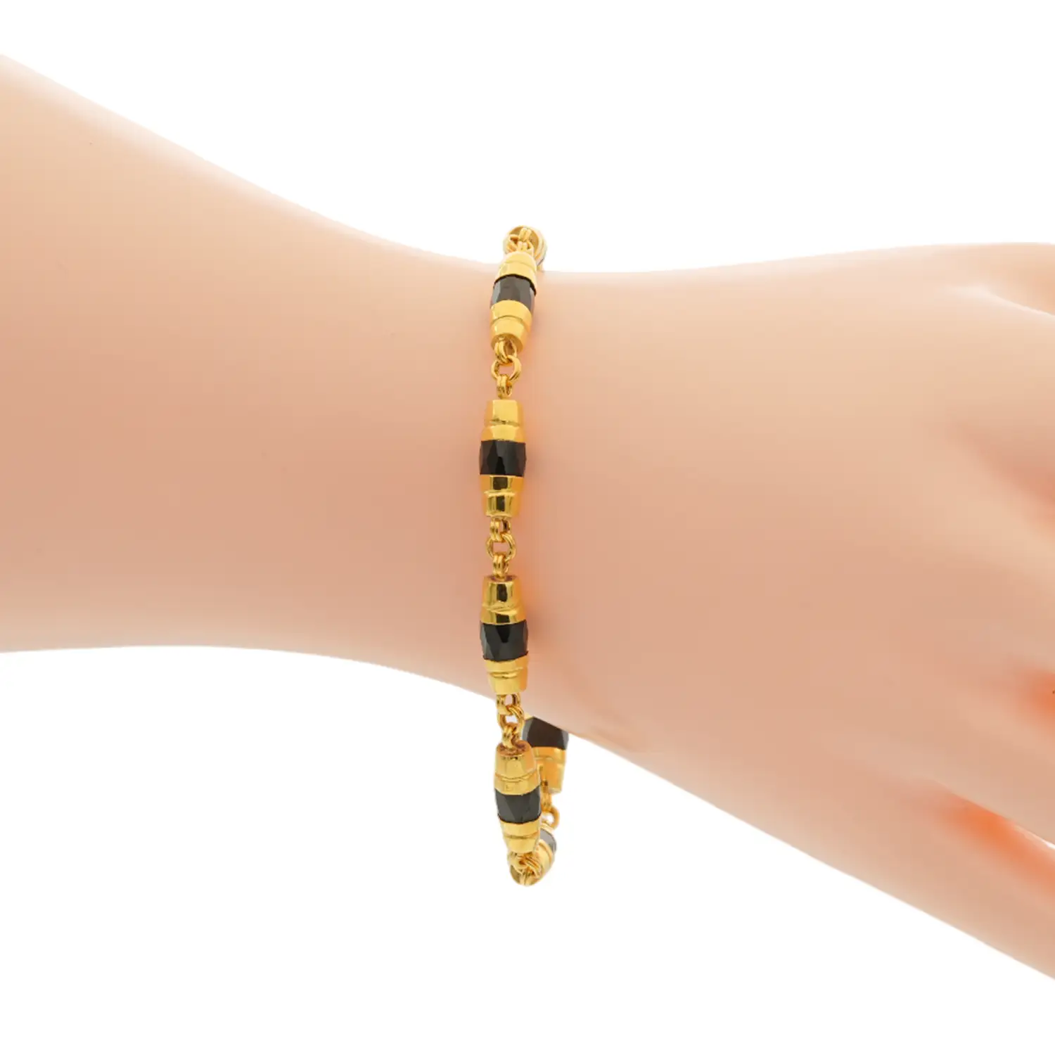อัญญามินทร์ สร้อยข้อมือเงิน925 ชุบทอง18K ประดับนิล