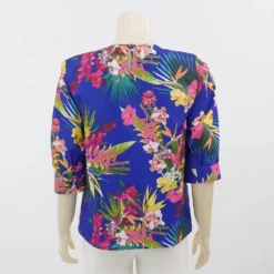 มิกิโกะ เสื้อเบลาส์คอกลม  แขน 3 ส่วน  ผ้าโคโม่ลายดอกไม้ - Image 3