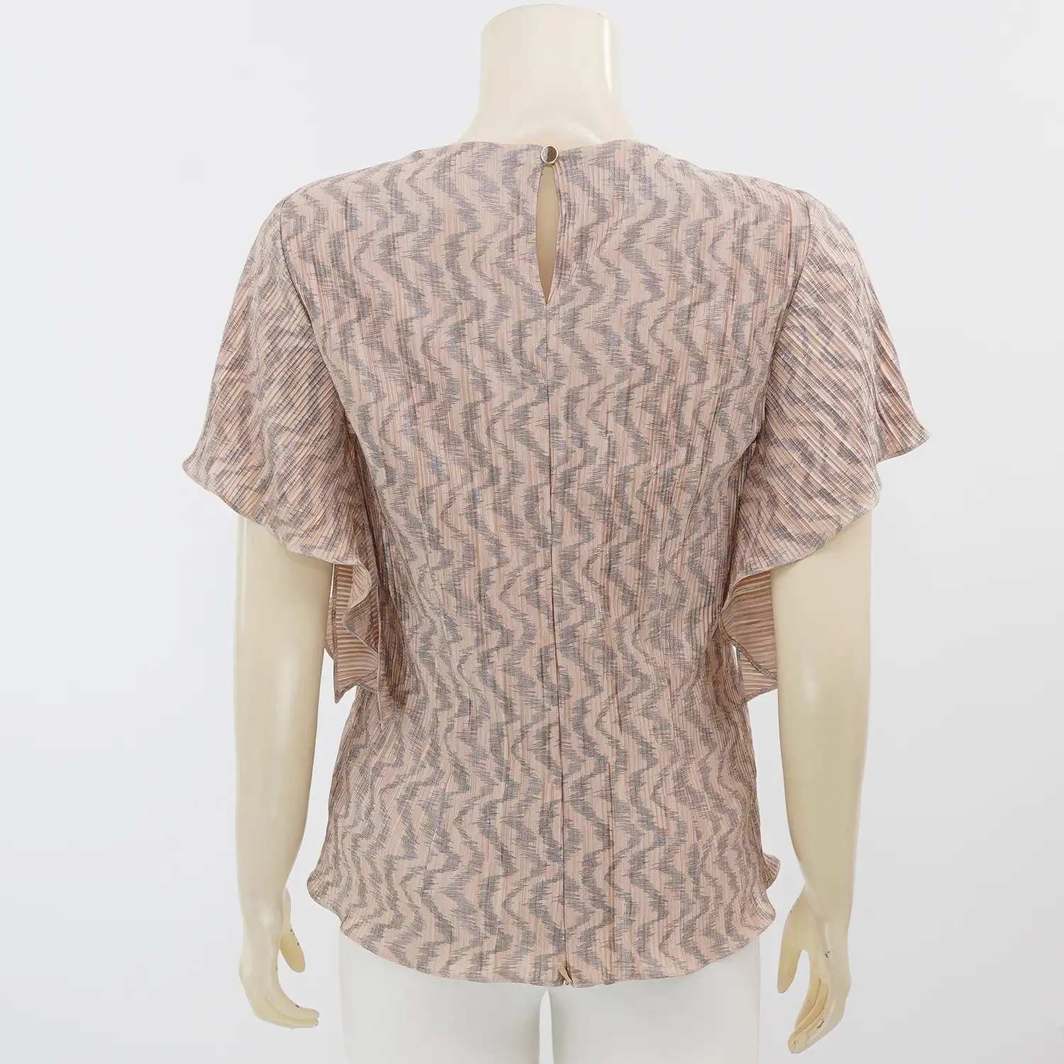 มิกิโกะ เสื้อเบลาส์คอกลม แขนระบาย ผ้าแฟนซีพลีท - Image 3