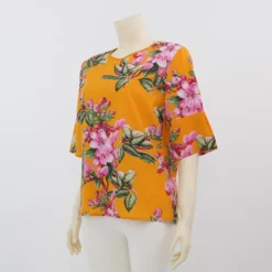 มิกิโกะ เสื้อเบลาส์คอกลม แขนระบายเสริมจับจีบ ผ้าลายดอกไม้ - Image 2
