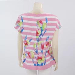 มิกิโกะ เสื้อเบลาส์คอกลม แขนล้ำ ผ้าคอตตอนสเปนเด็กซ์ ลายทางผสมดอกไม้ - Image 3