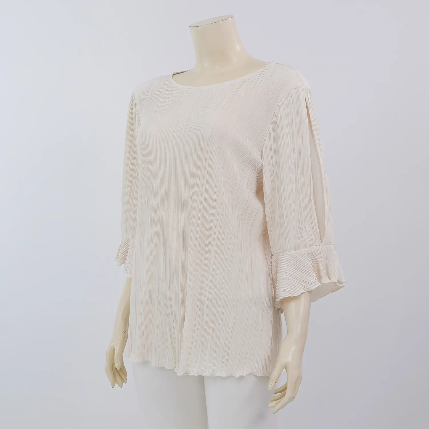 มิกิโกะ เสื้อเบลาส์คอปาด แขนกระบอกยาว 3 ส่วน ผ้าพลีทแฟนซี - Image 2