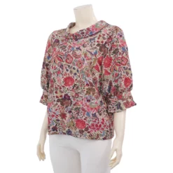 มิกิโกะ เสื้อเบลาส์คอกลม  แขนยาว 3 ส่วน ผ้าพีชสกินไอยู ลายดอกไม้วินเทจ - Image 2
