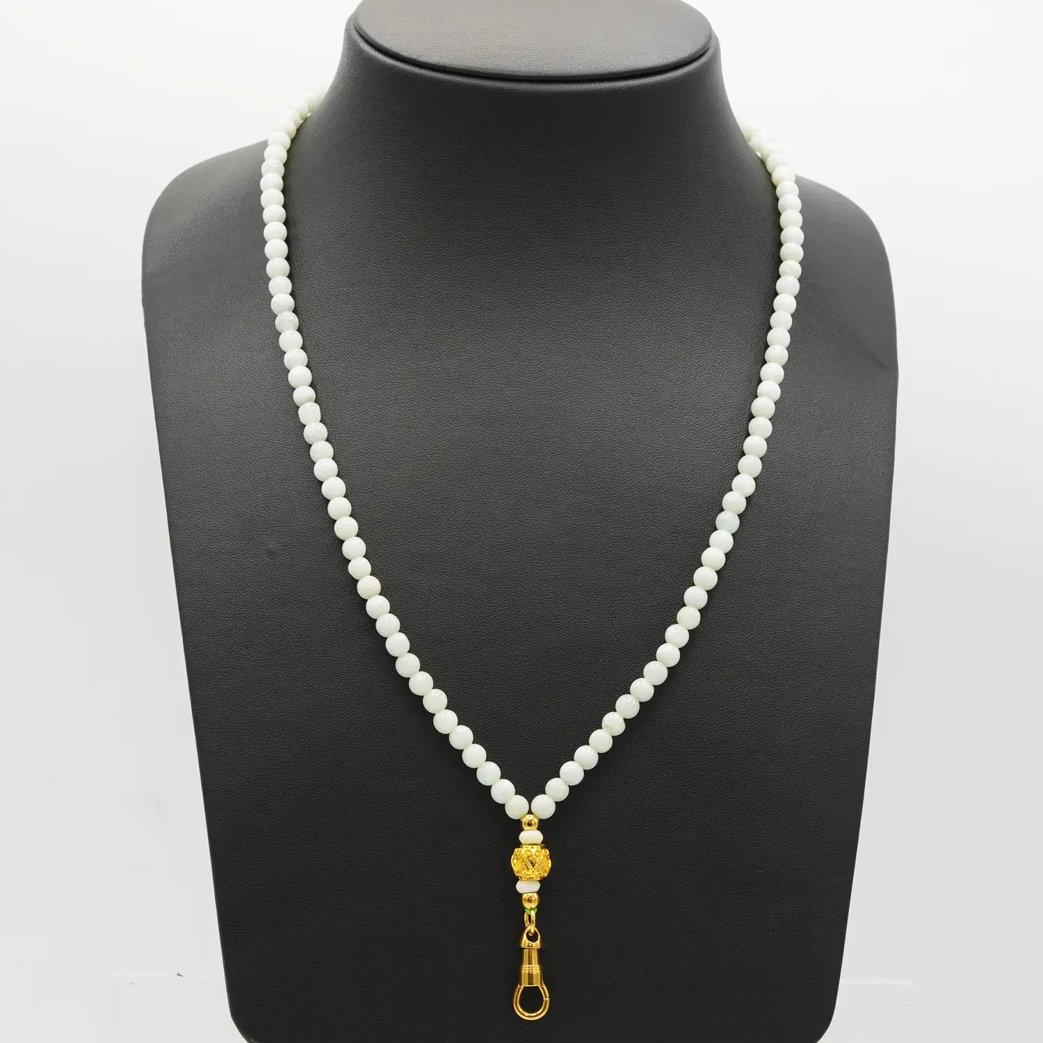 มันตรา และ นารา สร้อยคอหยก พร้อมตัวห้อยจี้ชุบทอง18K (สามารถห้อยพระหรือจี้ได้)
