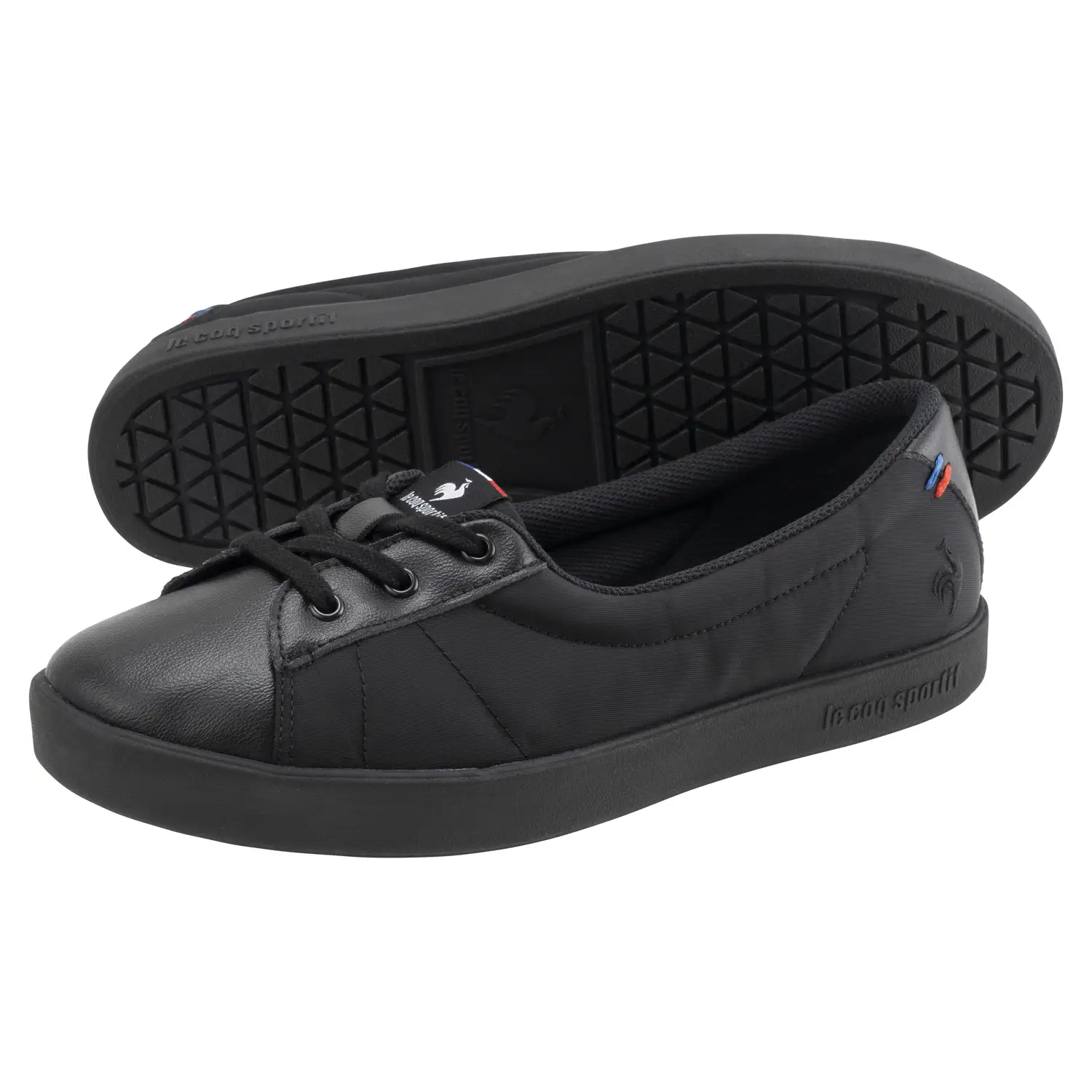 เลอ คอก สปอร์ทีฟ รองเท้าผ้าใบกันน้ำ รุ่น LCS FOURCHE SHORT