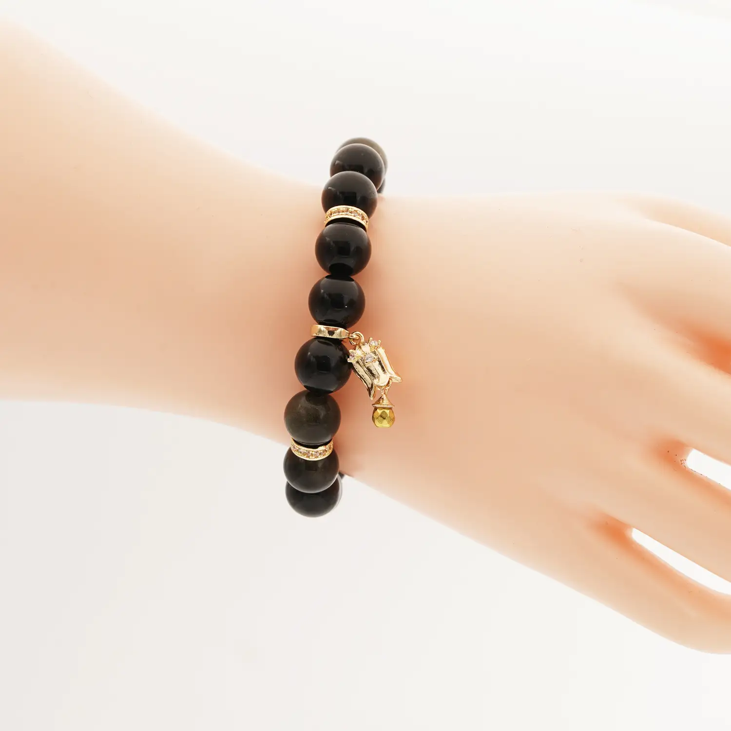 ลักษ์ มงคล สร้อยข้อมือออปซิเดียน และฮีมาไทต์ ติดจี้ดอกรัก