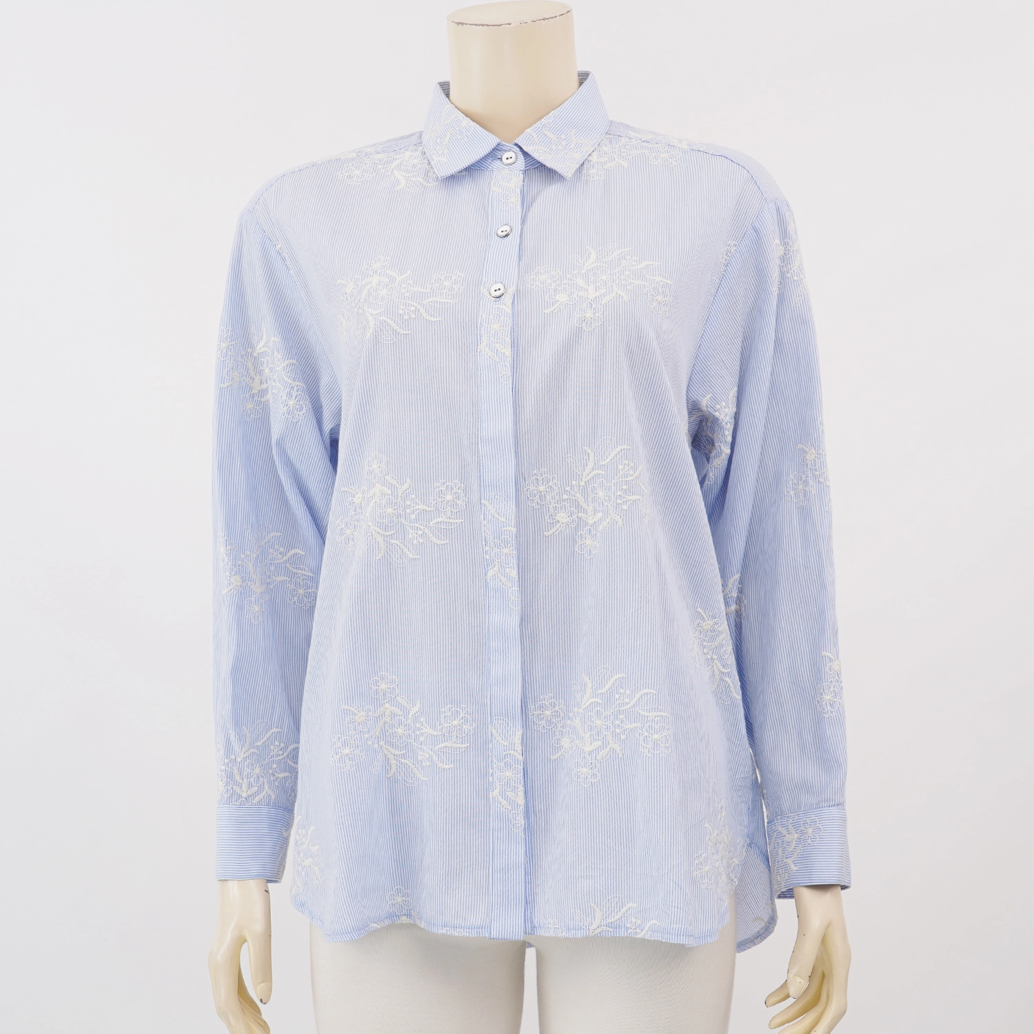 อิโตคิน บูติก เสื้อคอปก แขนยาว 4 ส่วน ผ้าปักลาย