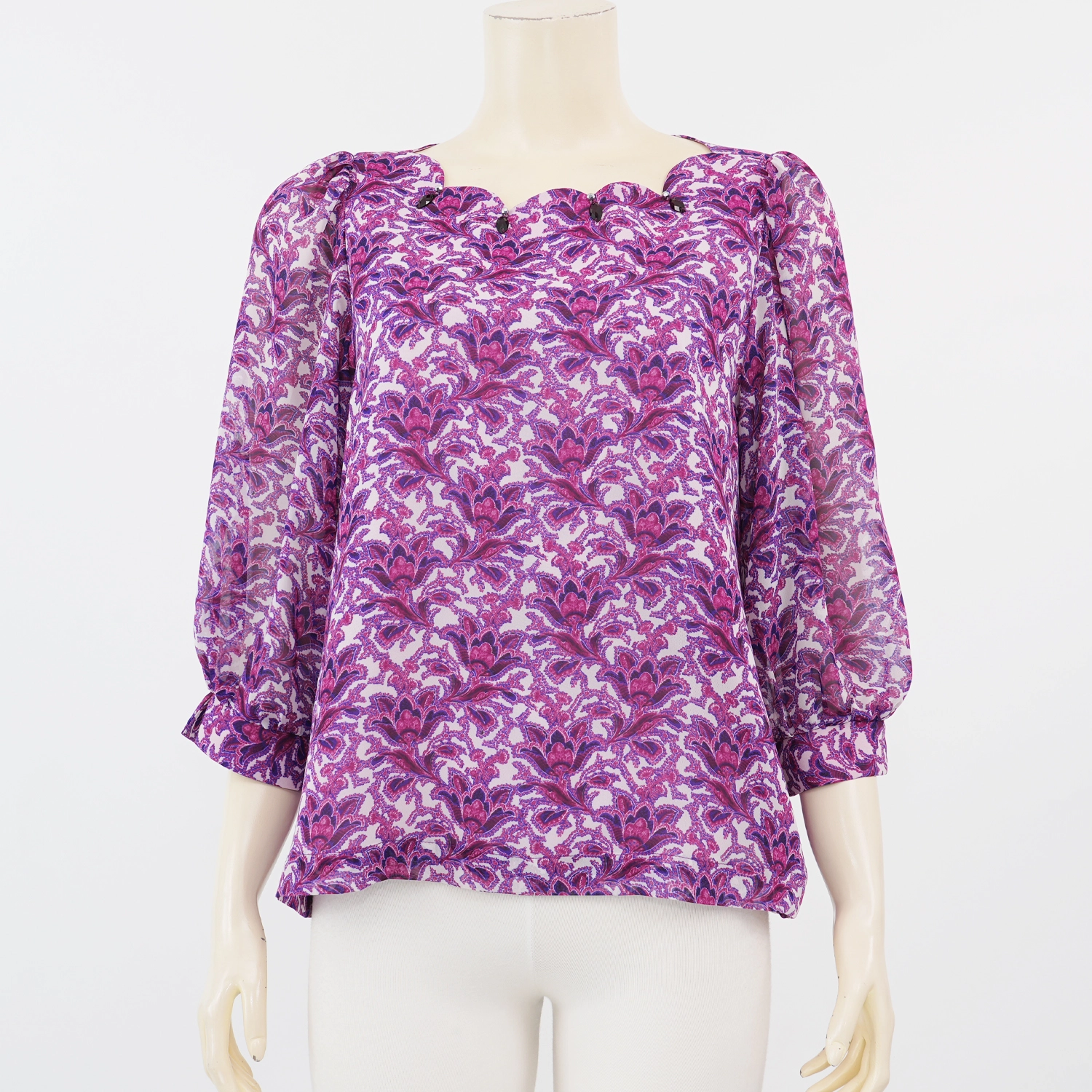 มิกิโกะ เสื้อเบลาส์คอปาด แขนยาว 4 ส่วน ผ้าชีฟองปริ้นท์