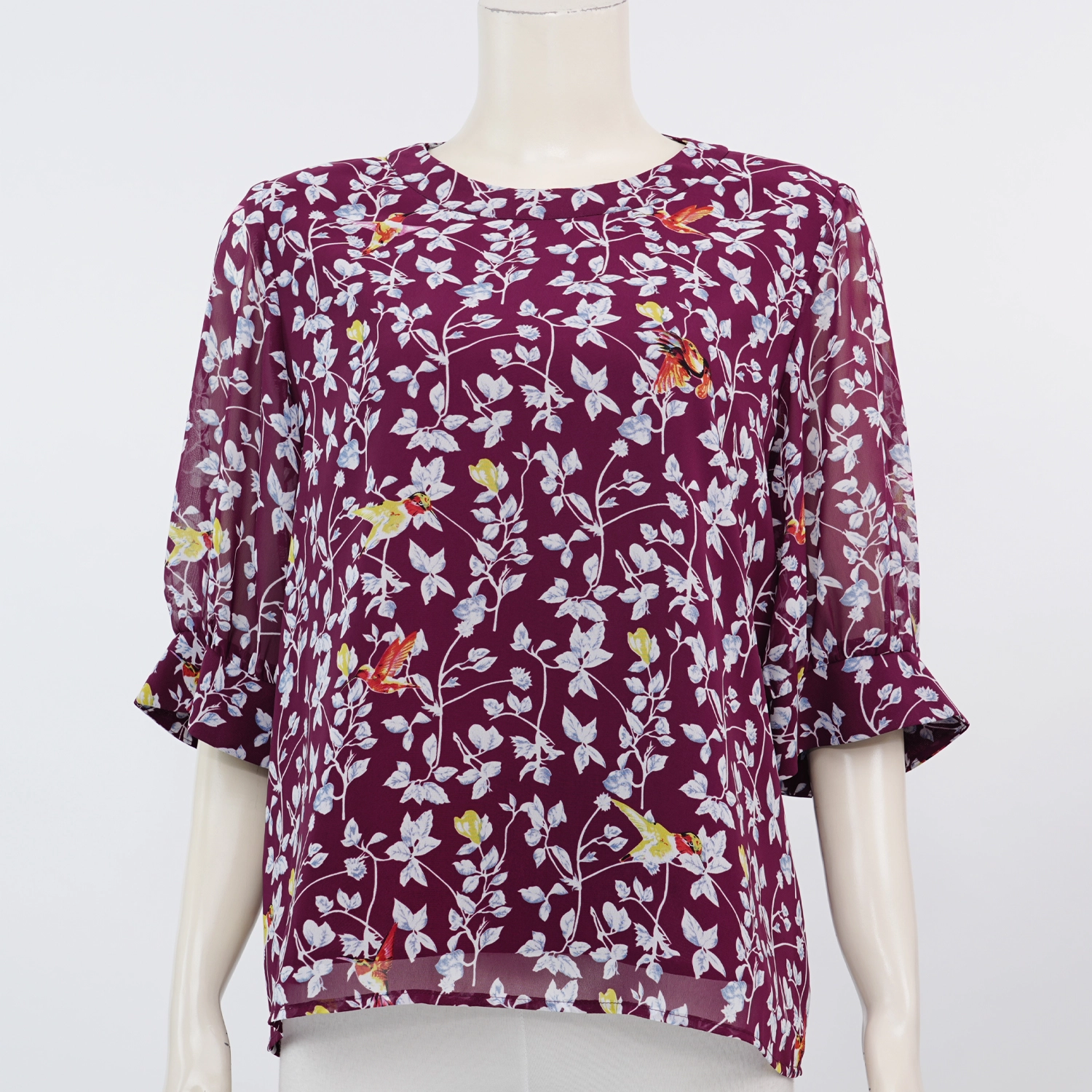 มิกิโกะ เสื้อเบลาส์คอปาด แขนกระบอกยาว 3 ส่วน ผ้าชีฟอง ลายดอกไม้