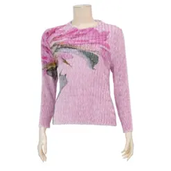 ควีนนาร์ บูติค เสื้อเบลาส์คอกลม แขนยาว ลายดอกไม้ - Image 5