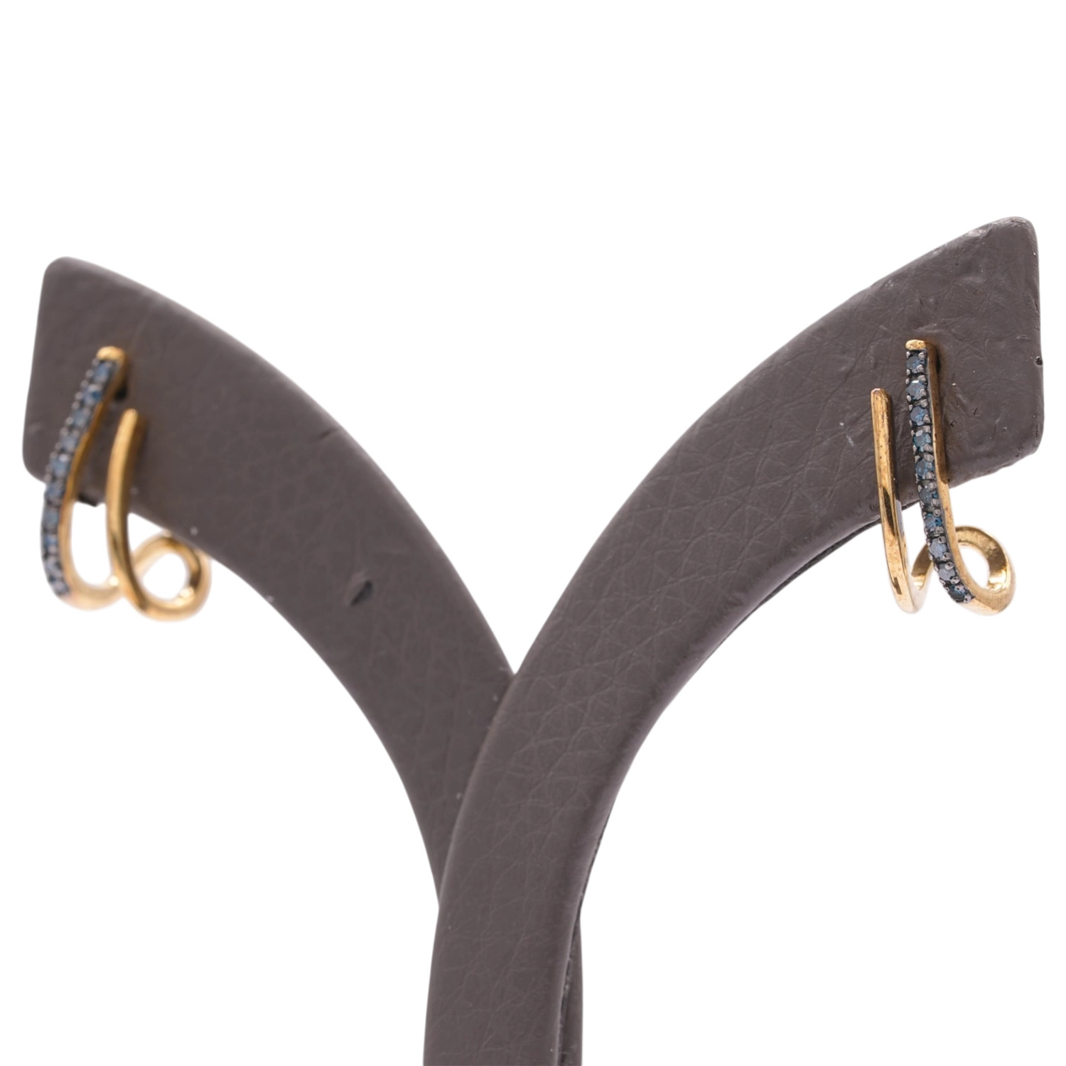 ยูนีช ต่างหูเงิน925 ชุบทอง14K ประดับเพชรสีฟ้า ดีไซน์ Modern Earrings - Image 2