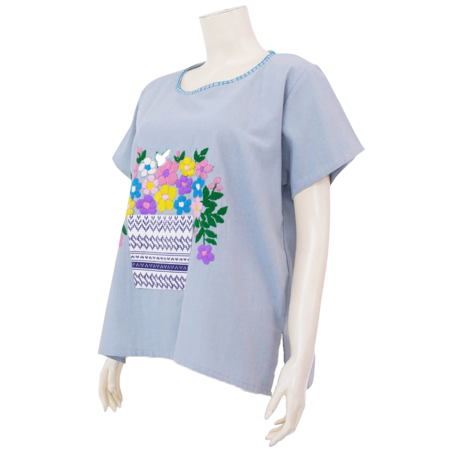 อินทนิล เชียงใหม่ เสื้อผ้าฝ้ายปักกระถาง งานปักมือ สีฟ้า - Image 2