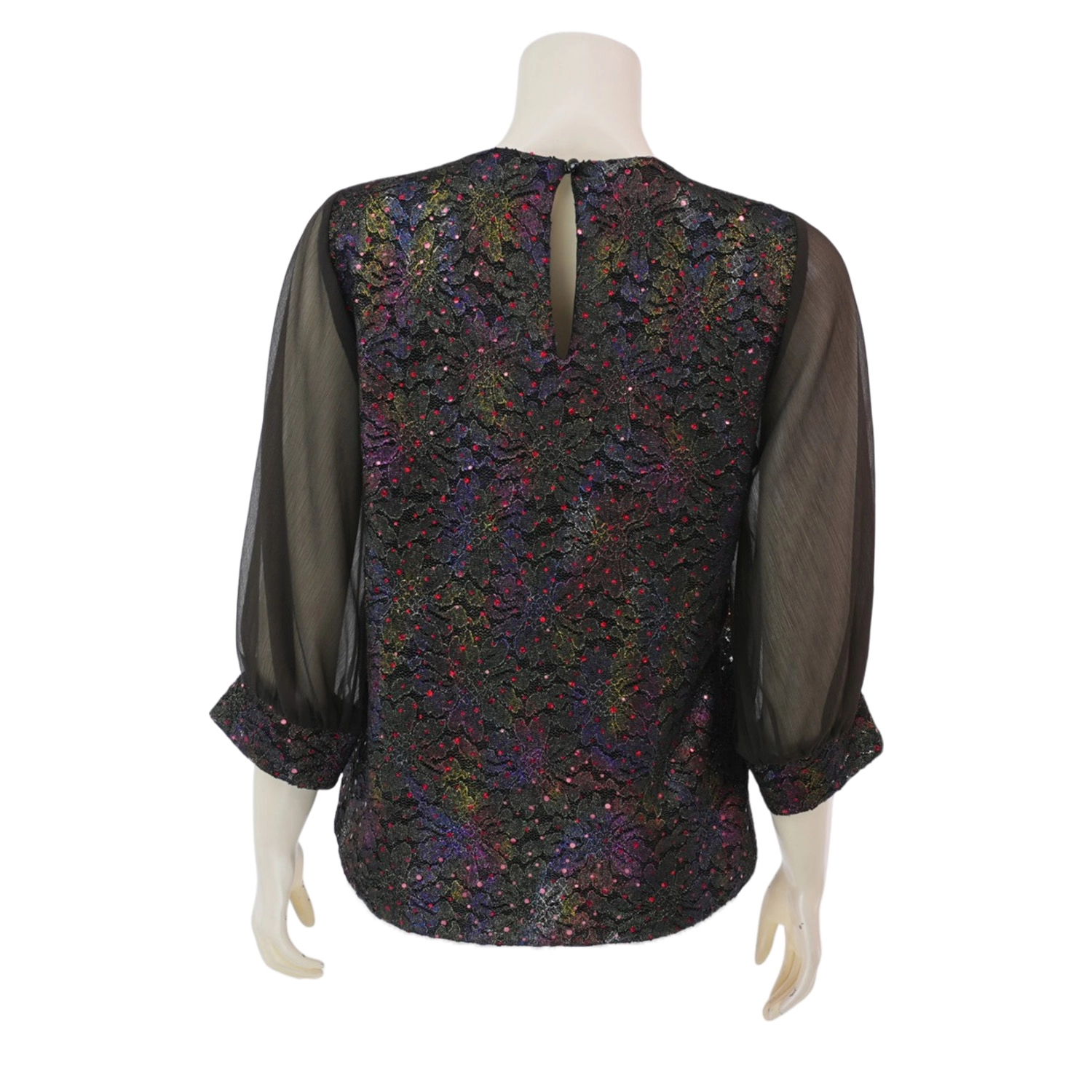 อาลิย่า เสื้อเบลาส์คอปาด แขนกระบอกยาว 4 ส่วน ผ้าลูกไม้แฟนซี ฉลุลาย - Image 3
