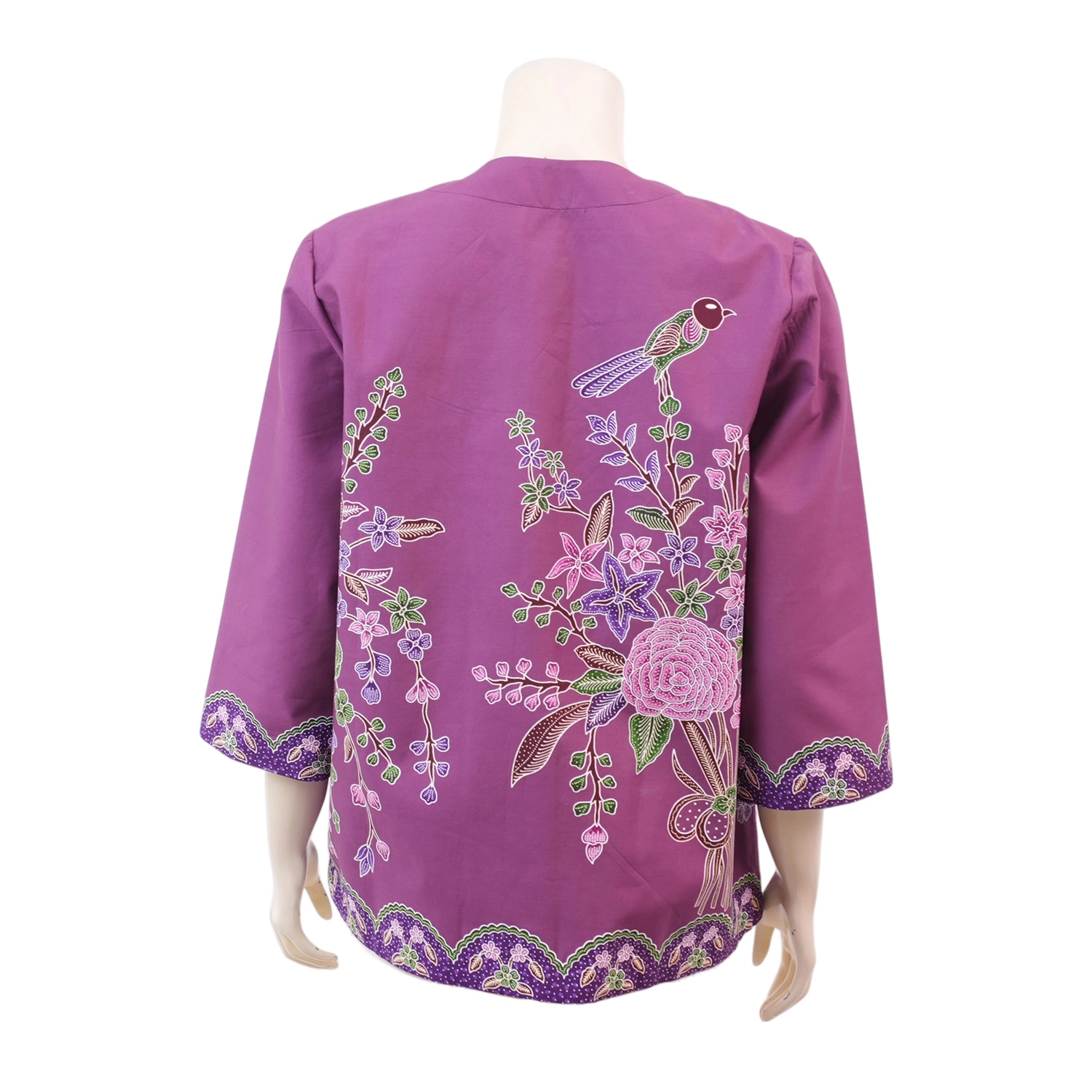 เซ้าท์ แฟบริค เสื้อคอกลม ผ่าหน้า แขนสามส่วน ผ้าปาเต๊ะ - Image 3