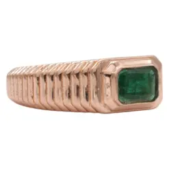 Alternative view of ลักซ์ จิวเวลรี่ แหวนเงิน925 ชุบทอง18K ประดับมรกต Emerald Cut