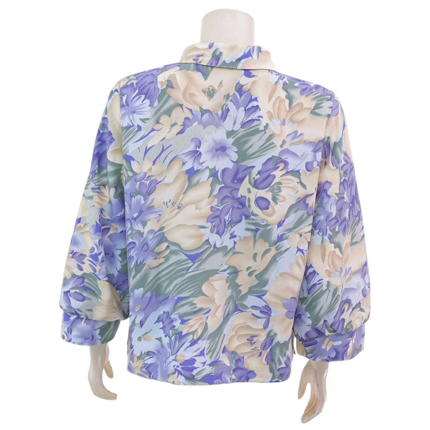 มินนะ เสื้อคอปก แขนพองยาว 5 ส่วน ผ้าแมตต์ซาติน ลายภาพวาดดอกไม้ศิลปะ - Image 3