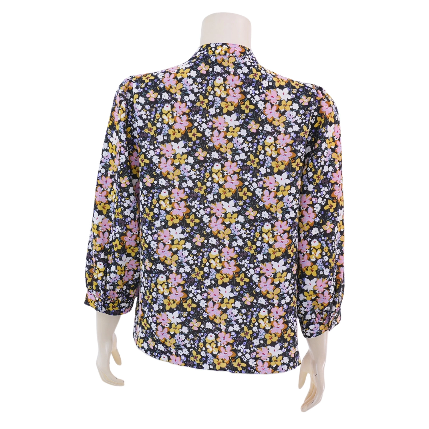 มินนะ เสื้อเบลาส์คอจีน แขนพองยาว 5 ส่วน ผ้าแมตต์ซาติน พิมพ์ลายดอกไม้ - Image 3