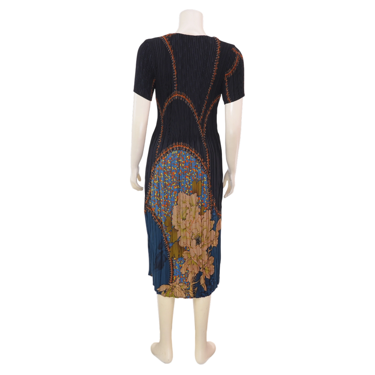 เซอร์ซี เกรส เดรสคอกลม แขนสั้น ผ้าอัดพลีท ลายดอกไม้ สไตล์วินเทจ - Image 3