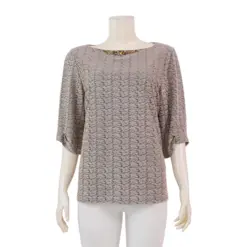 มิกิโกะ  เสื้อเบลาส์คอปาด แขนกระบอกยาว 3 ส่วน ผ้ายืดแฟนซี  สีน้ำตาล