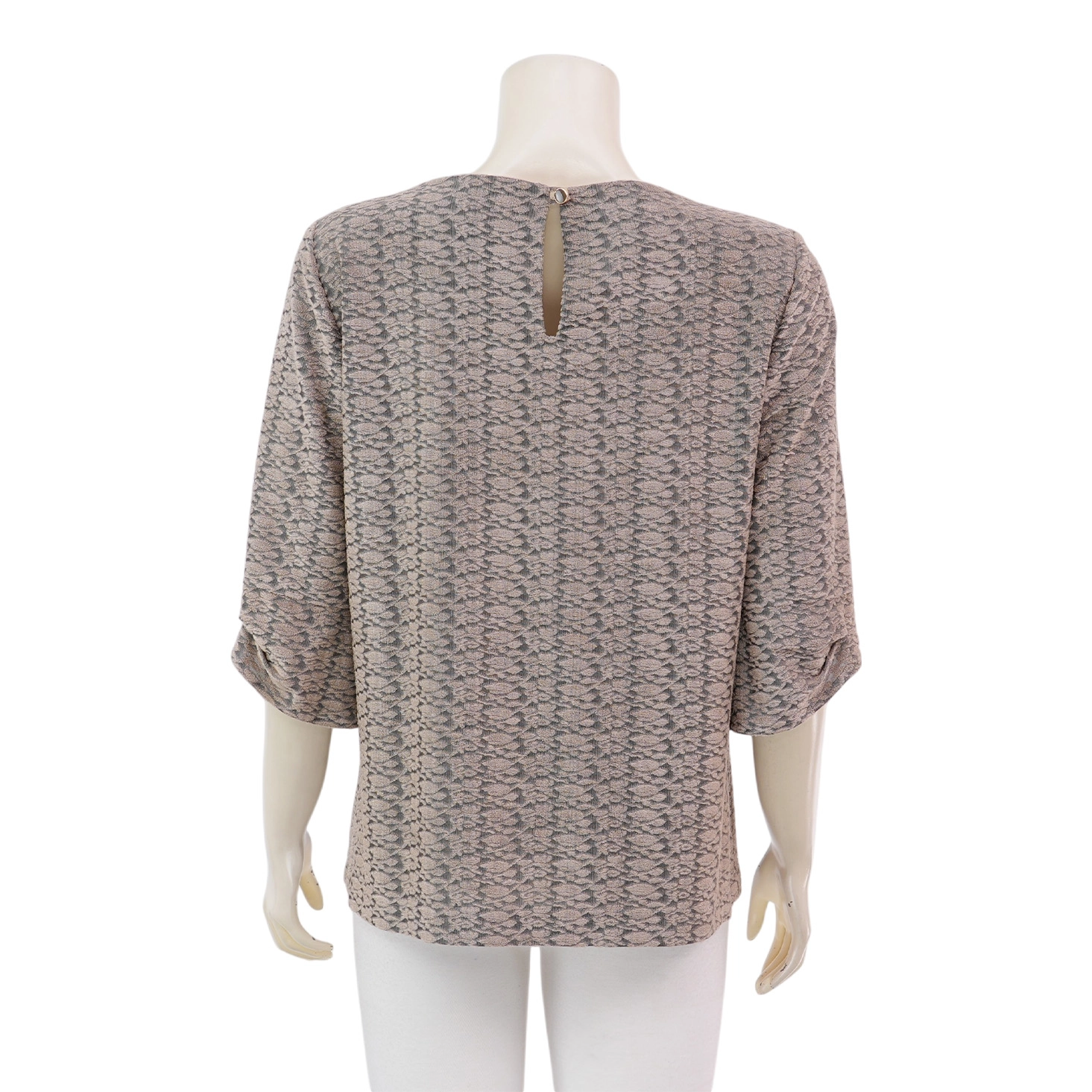 มิกิโกะ เสื้อเบลาส์คอปาด แขนกระบอกยาว 3 ส่วน ผ้ายืดแฟนซี สีน้ำตาล - Image 3